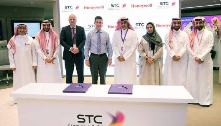 Компанията от Саудитска Арабия STC Group е в ранен етап