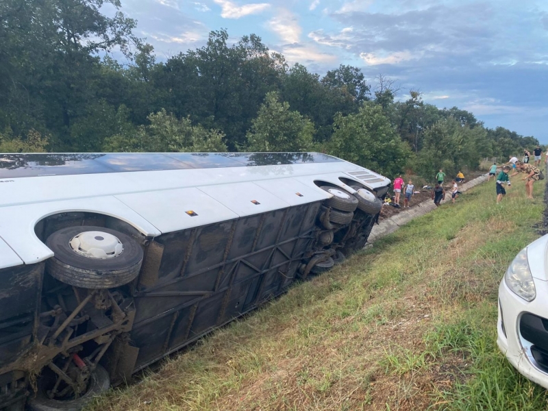 Сръбски автобус катастрофира на магистрала “Тракия” до Стара Загора в