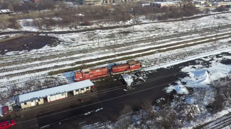 Трима временно отстранени от НКЖИ заради катастрофата между товарни влакове