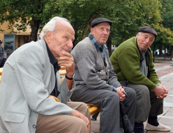 Държавата планира отново промени в пенсионната система Възрастта за пенсиониране