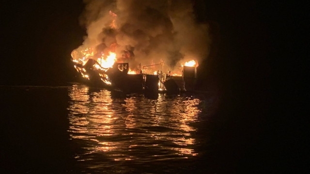 Открита беше последната жертва след пожара и потъването на яхта