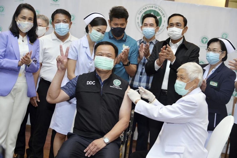 Тайланд стартира днес своята кампания за ваксинация срещу COVID-19. Първите