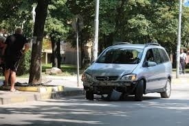 Пиян шофьор е катастрофирал с лек автомобил „Опел“ в Берковица,