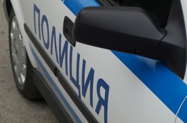 Полицаи заловиха крадец на бидон във Вършец, съобщиха от МВР.