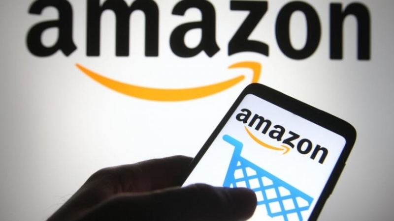 Платформата за онлайн търговия Amazon се срина и спря