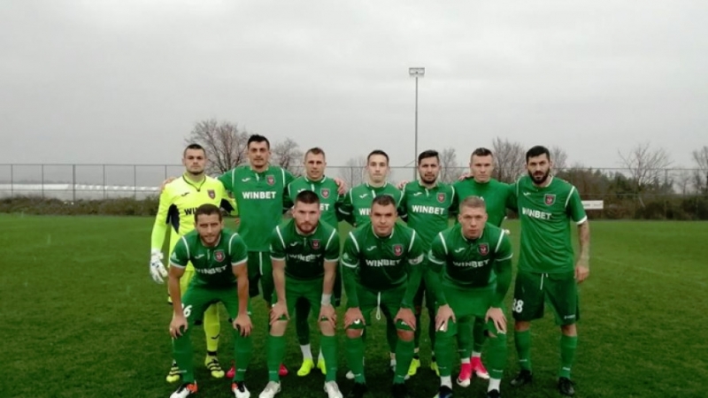 Двама футболисти на Ботев Враца пропускат гостуването на Етър в петък