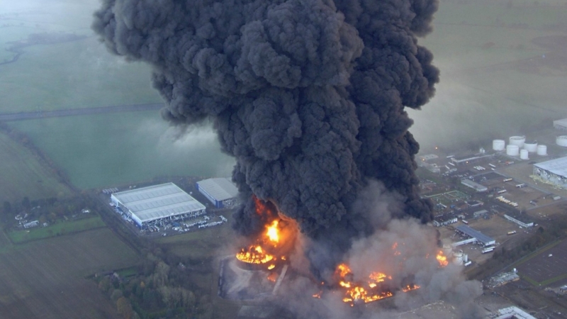 Оргомен пожар е избухнал снощи в петролна рафинерия в Ербил
