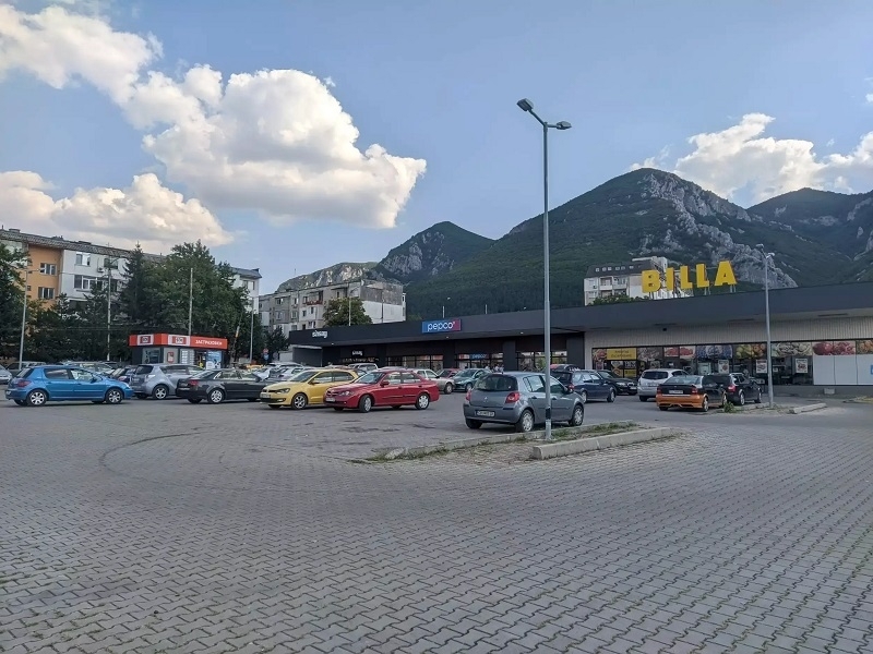 Нагла измама в Билла“ във Враца разкри опарен клиент пред