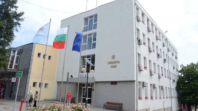 Общинският съвет в Лом прие предложението на кмета Цветан Петров за изменение
