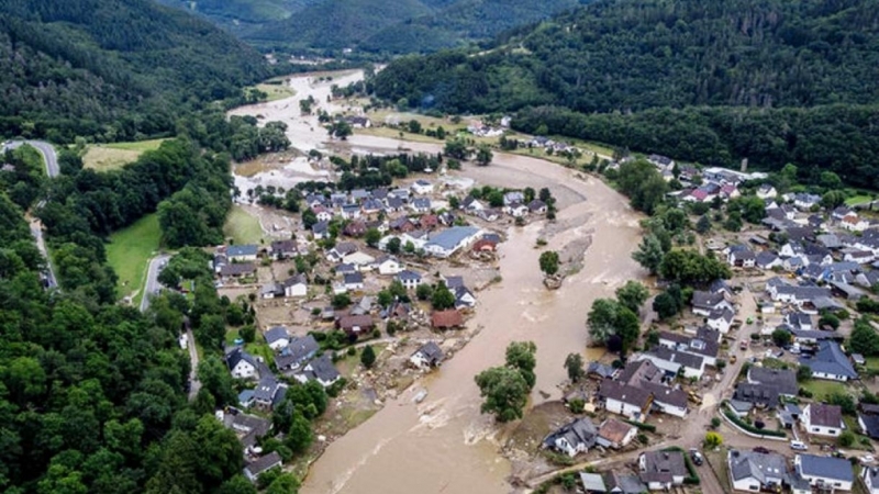 Проливни дъждове в Австрия предизвикаха тежки наводнения и сериозни щети