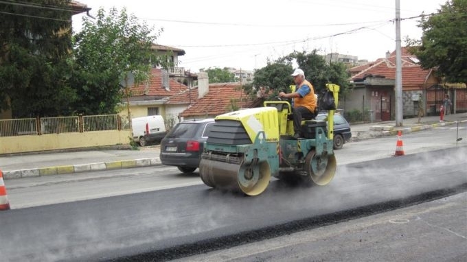 Започна ремонтът на улична мрежа в Криводол, съобщиха от местната