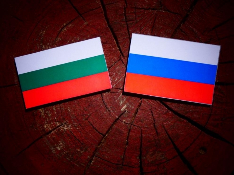 Москва обяви двама български дипломати за персона нон грата съобщи
