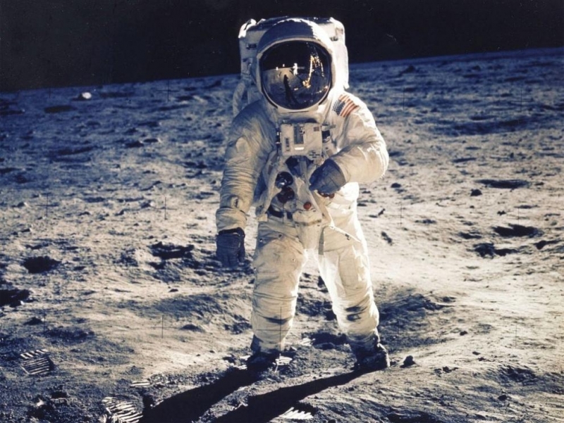 САЩ ще се завърнат на Луната след почти 50 годишна пауза