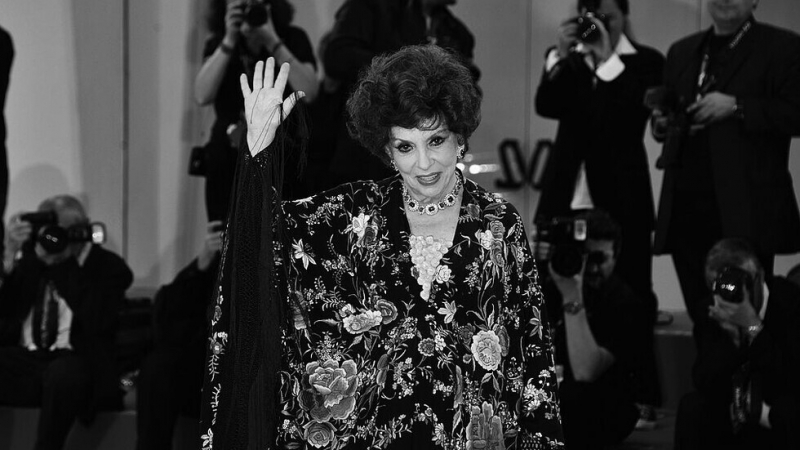 Италианската актриса Джина Лолобриджида почина на 95 години съобщи в