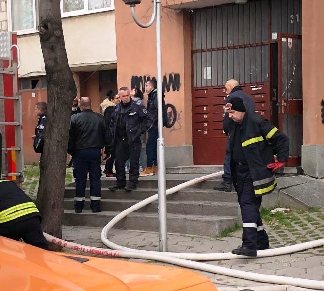 56 годишен мъж е пострадал при пожар в Пазарджик съобщиха от ГД Пожарна