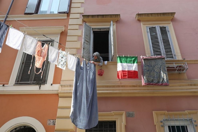Италианското правителство реши да продължи до 3 май карантината наложена