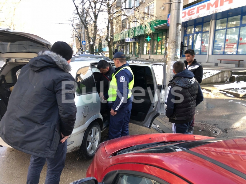 Акция на Криминална полиция се провежда във Враца видя само