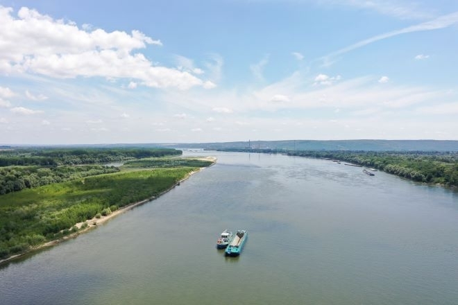 Екипите за намеса от компанията Румънски води Арджеш Ведя са