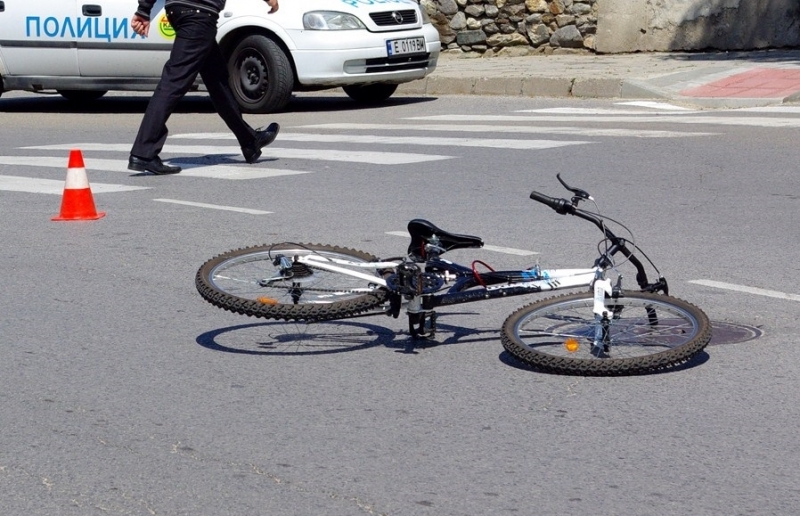 Възрастен велосипедист е пострадал при пътно произшествие във Видин, съобщиха