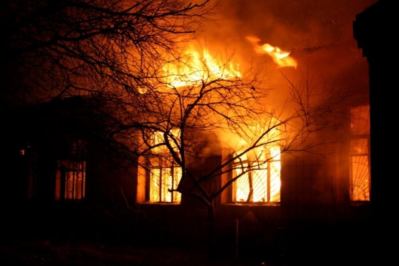 Шест новородени бебета загинаха, след като пожар избухна в детска